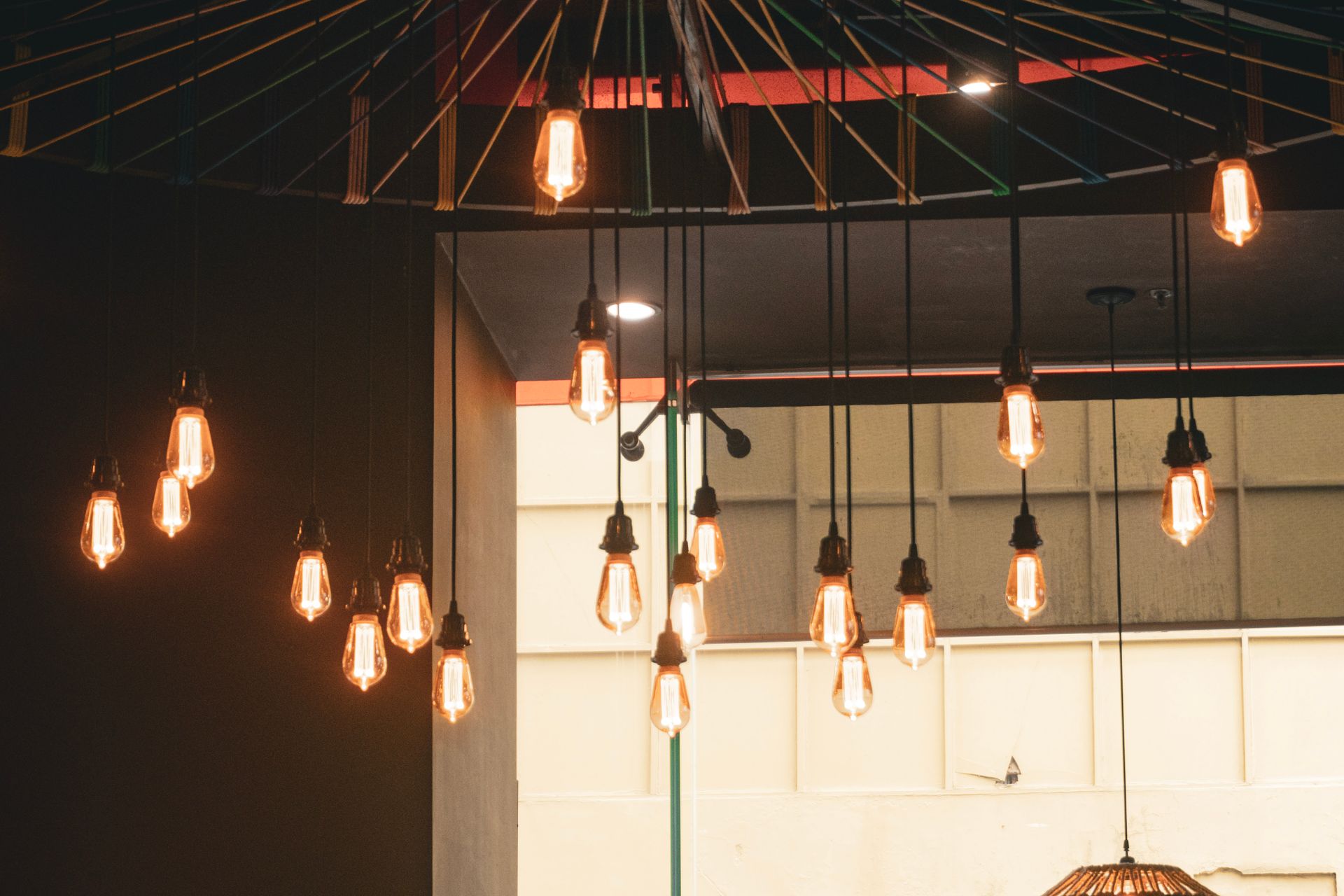 Come creare tre scenari luminosi in casa